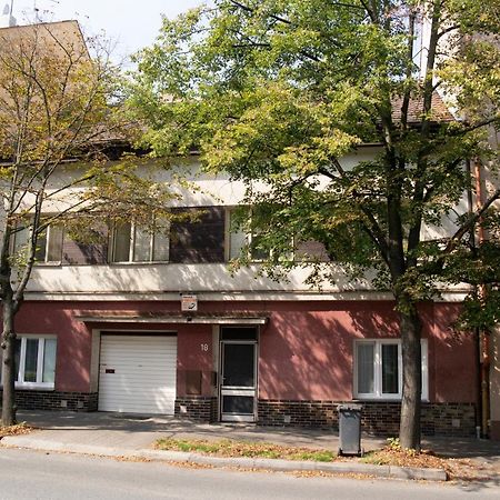 Penzion Hlinkova Plzen Exterior photo